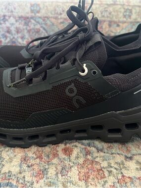 On Running Cloudultra 2 brand new in box!